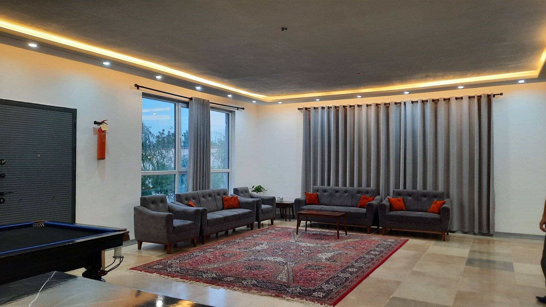 ویلا دوخوابه استخردار آبگرم عمارت الف