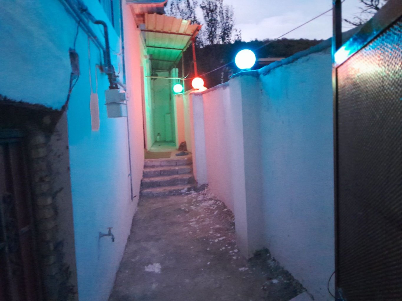 آپارتمان دوخوابه کوهستانی دلفانی 2