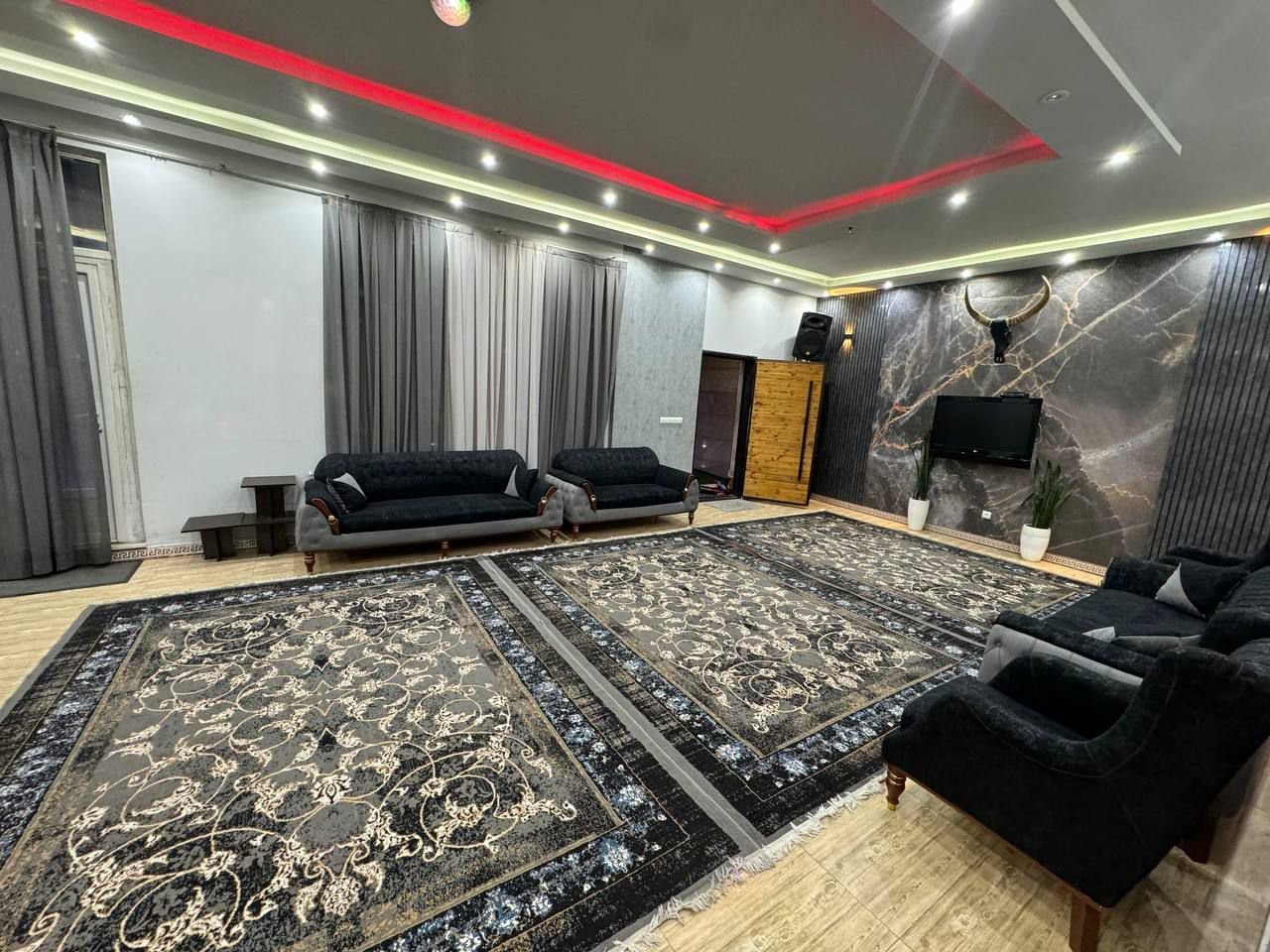 دوخوابه استخردار آبگرم یزدان 38