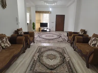 آپارتمان دوخوابه پای کوه