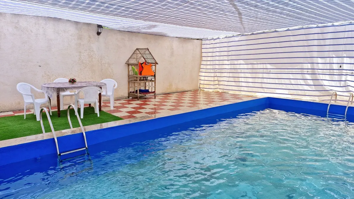 ویلا یک خوابه استخردار مرجانی