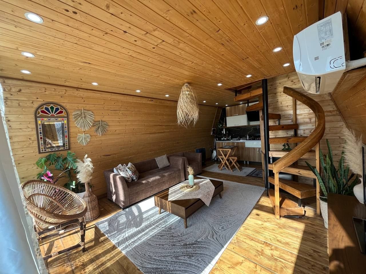 یک خوابه ساحلی سوئیسی فرحناک