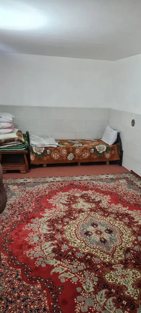 سوئیت سه خوابه کبیری فرد - اتاق خواب میانی