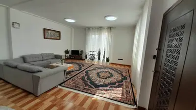 آپارتمان دوخوابه بالاقلعه سپهر