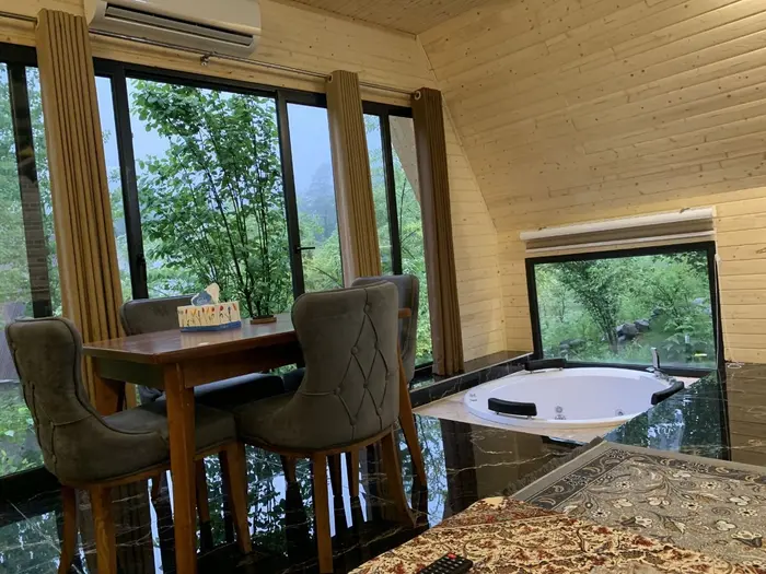 کلبه یک خوابه سوئیسی مرس لفور