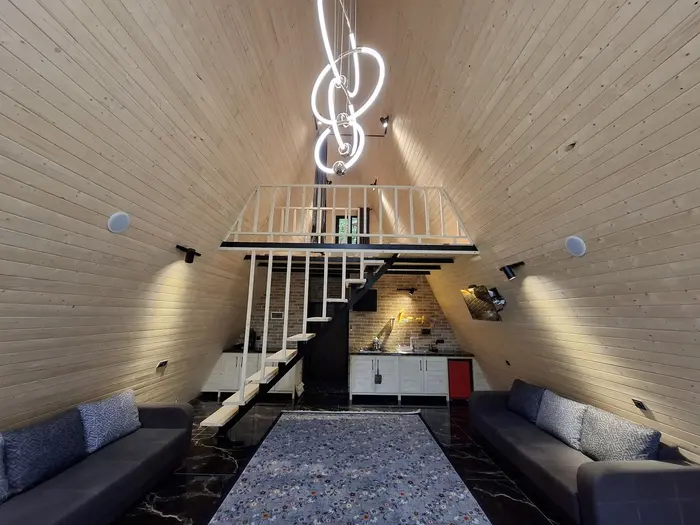 کلبه یک خوابه سوئیسی ورس لفور