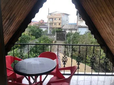 کلبه یک خوابه سوئیسی تمشک