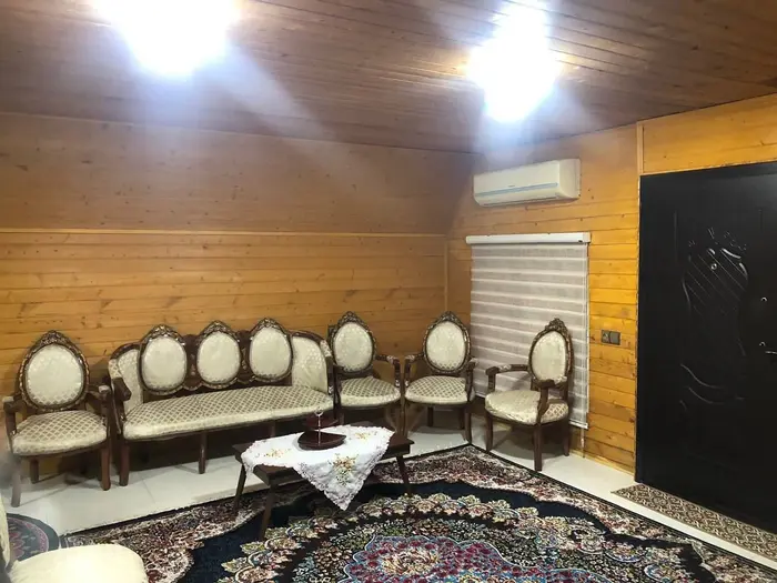 کلبه یک خوابه سوئیسی تمشک