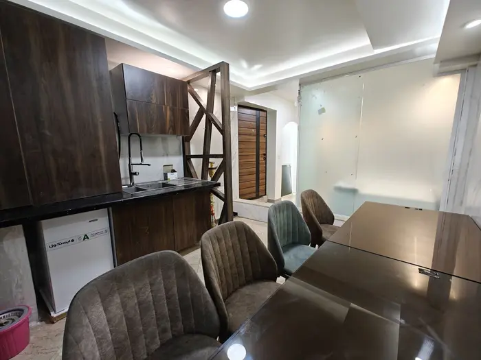 آپارتمان یک خوابه جکوزی دار دلا پونک