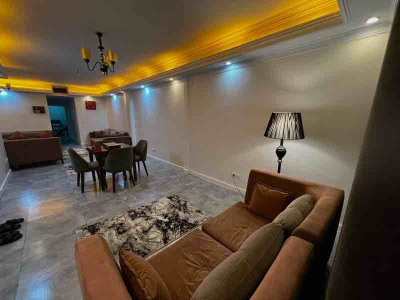 یک خوابه دلا ۶ پونک