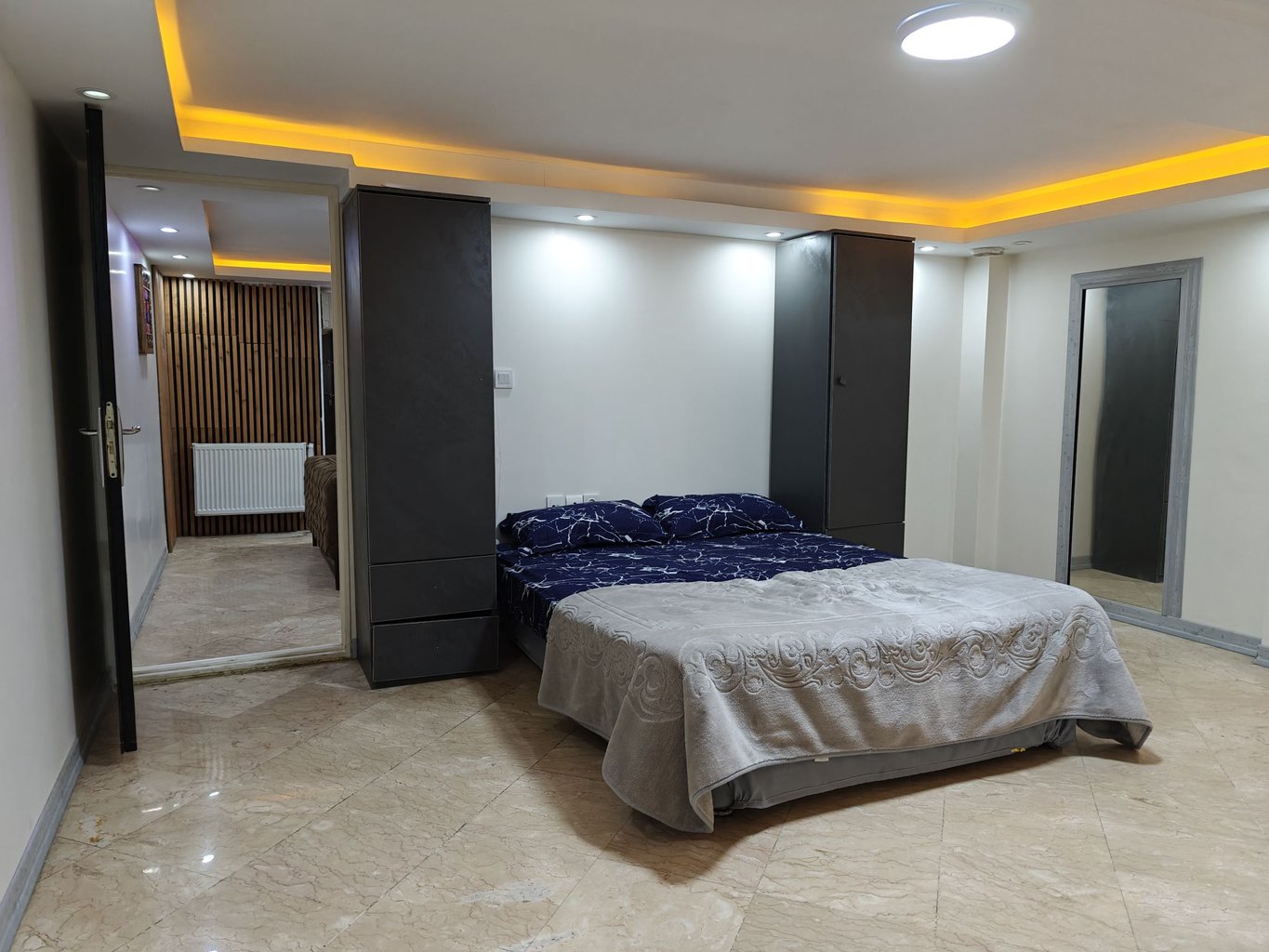 آپارتمان یک خوابه دلا واحد 1 پونک