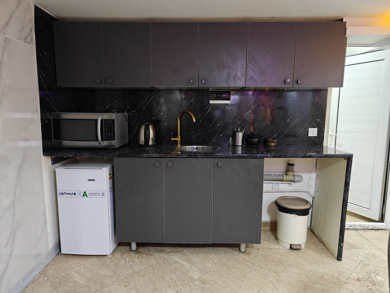 آپارتمان یک خوابه دلا واحد 1 پونک