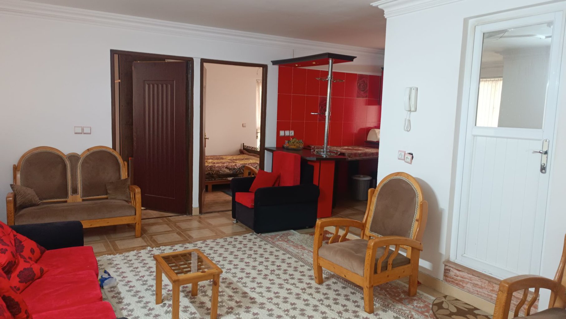 آپارتمان دوخوابه سعیدی 2