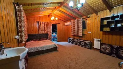 ویلا چهارخوابه استخردار آبگرم امین آباد