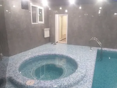 ویلا دوخوابه استخردار آبگرم آرینا