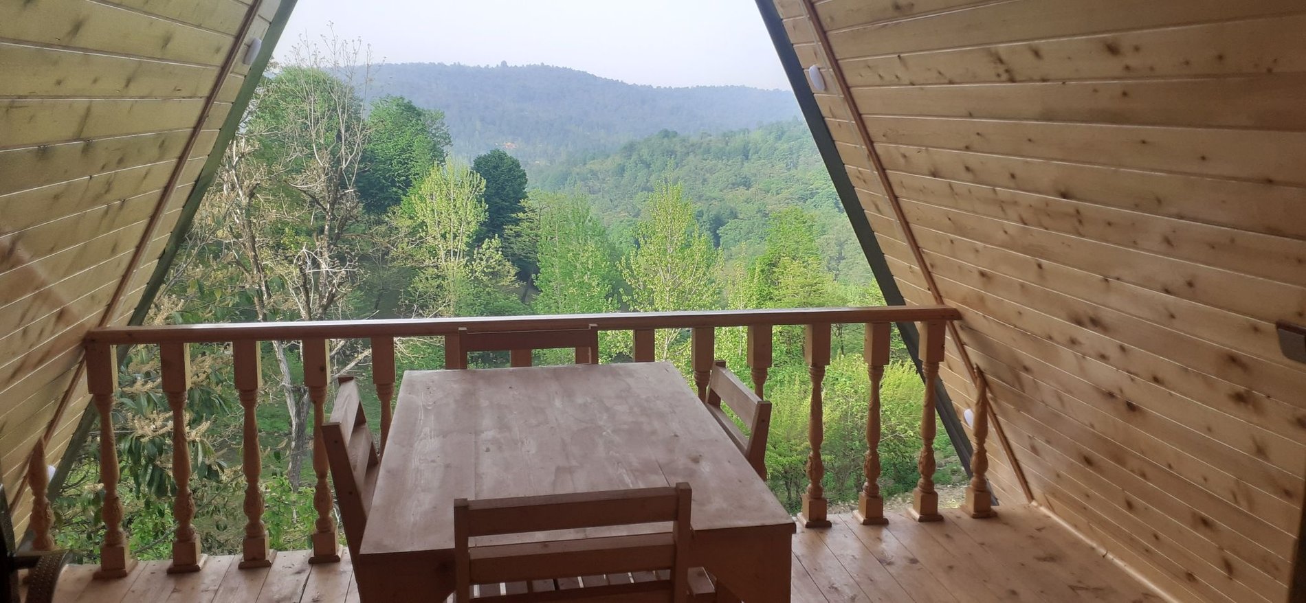 کلبه یک خوابه جنگلی جکوزی دار امیر