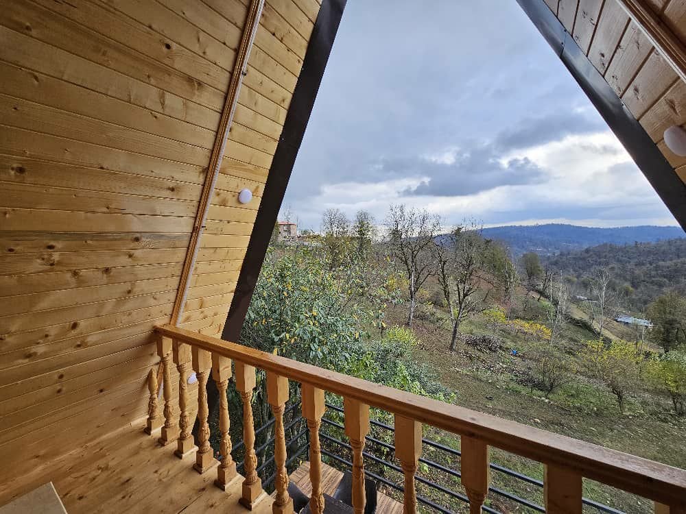 کلبه یک خوابه جنگلی جکوزی دار امیر