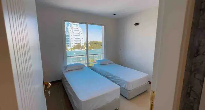 دوخوابه عمارت چهل واحد ۵ - انتخاب عنوان تصویر