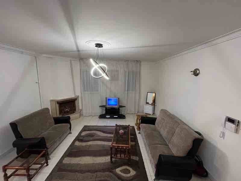 آپارتمان اپارتمان دو خواب تزدیک مرکز شهر