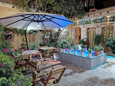 بومگردی سوفرا - واحد گل دوسی