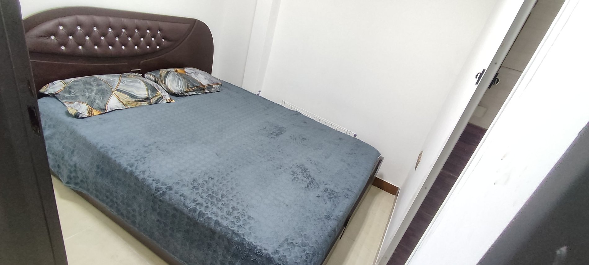 آپارتمان یک خوابه آراد 111