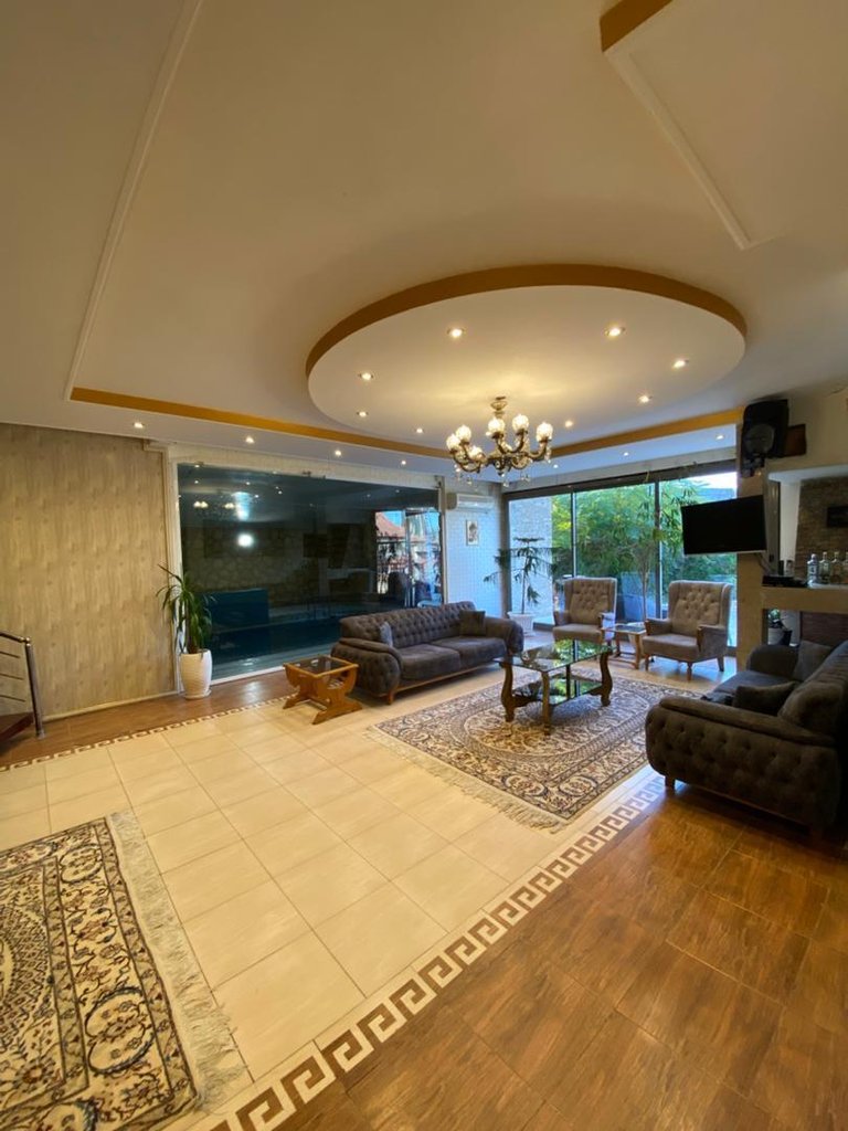 ویلا دوخوابه استخردار آبگرم قصر