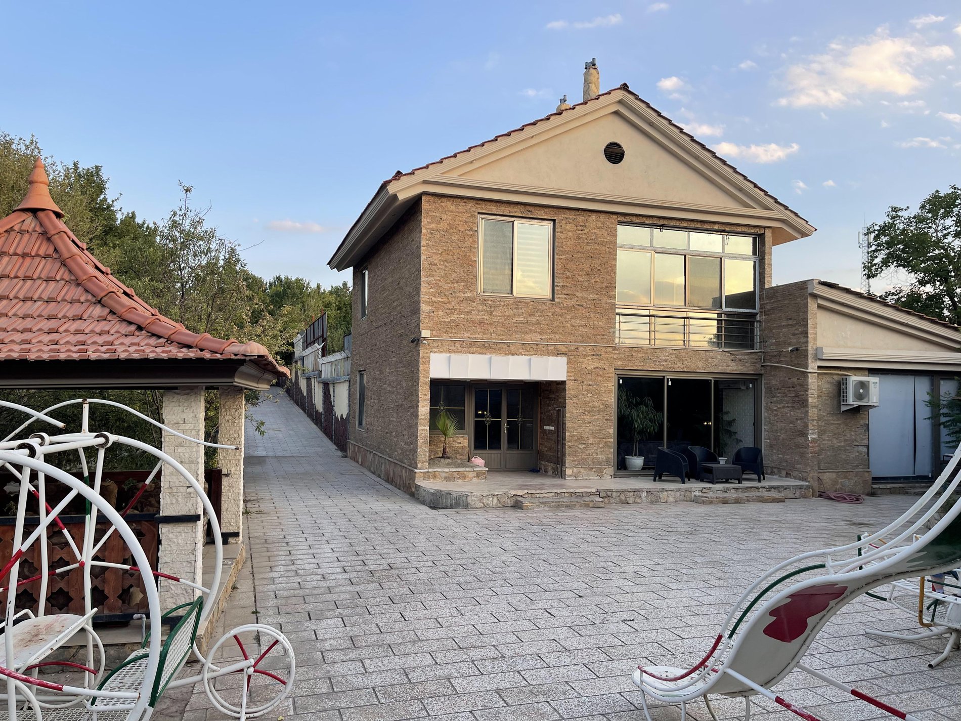 ویلا دوخوابه استخردار آبگرم قصر