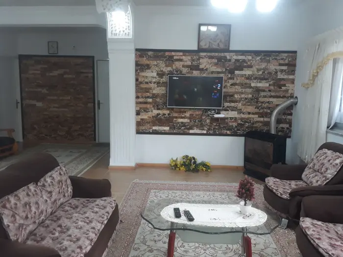 ویلا دوخوابه حیات سبز - حال پذیرایی