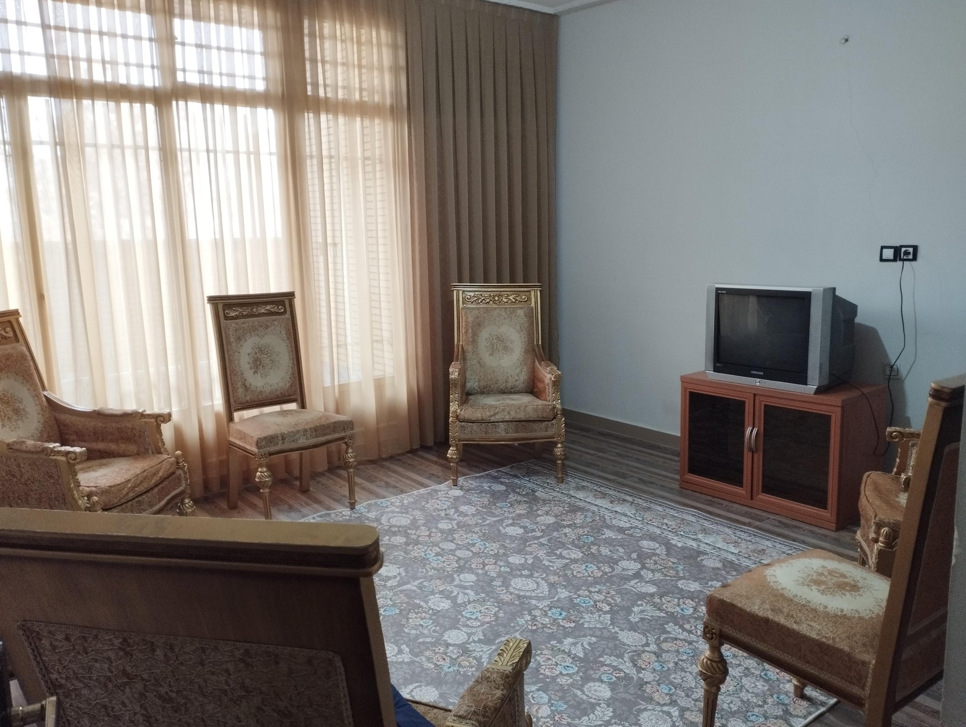 آپارتمان دوخوابه رفعتیه 8