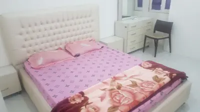 آپارتمان دو خوابه تنگک