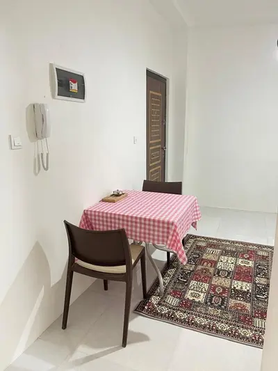 آپارتمان دو خوابه تنگک