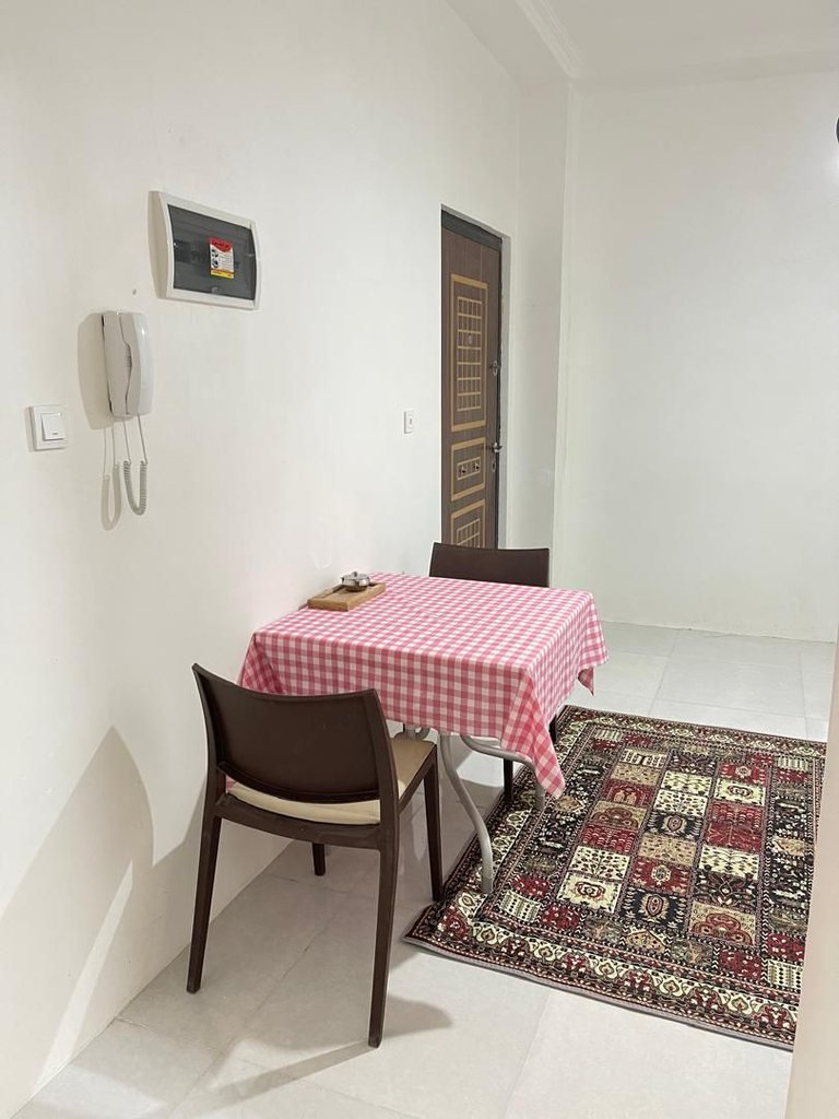 آپارتمان دو خوابه تنگک