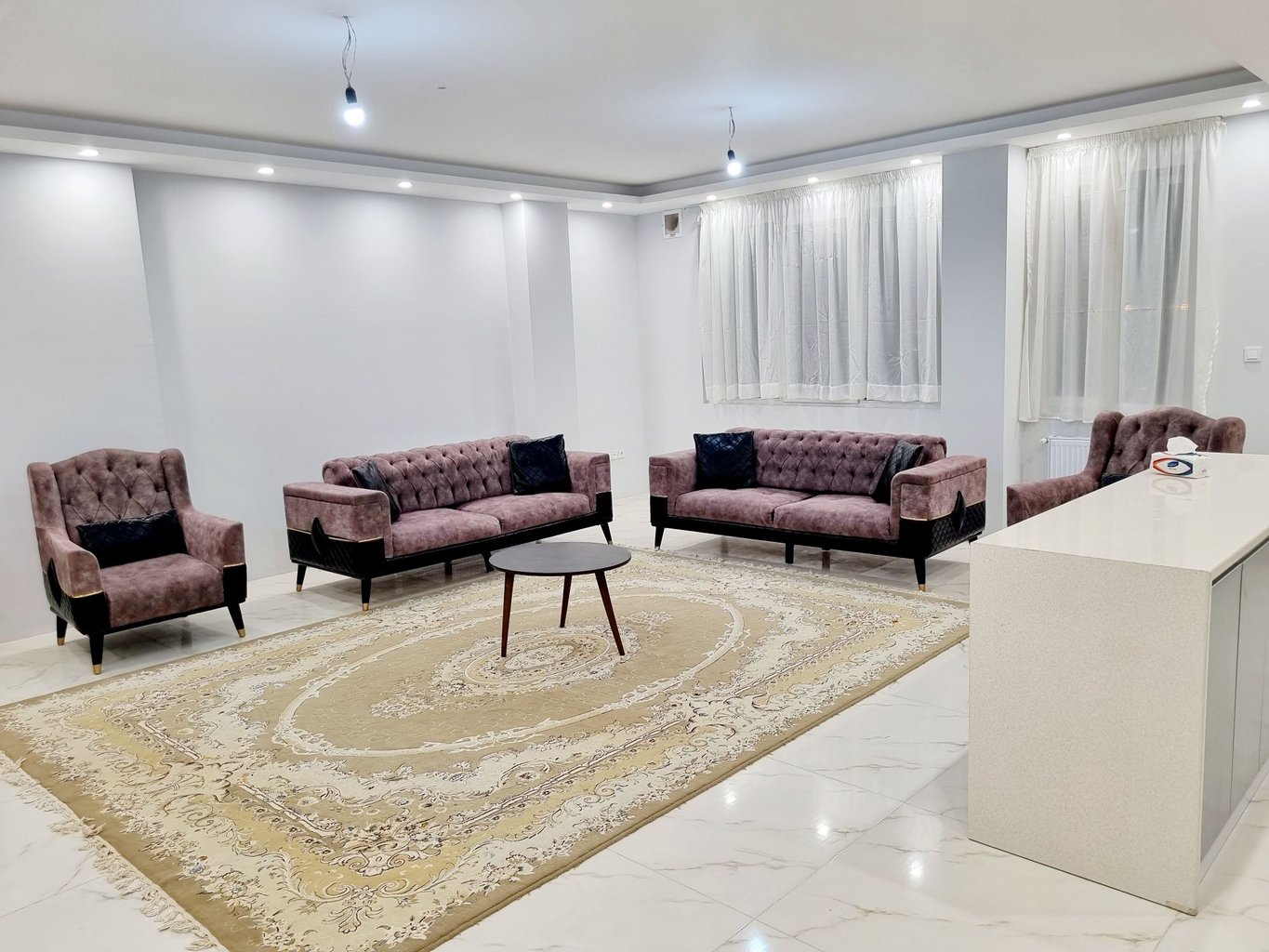 آپارتمان دوخوابه ارغوان - واحد 2