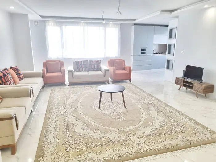 آپارتمان سه خوابه ارغوان - واحد 3