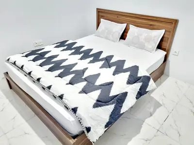 آپارتمان دوخوابه ارغوان واحد ۸