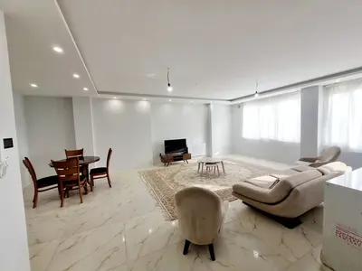 آپارتمان دوخوابه ارغوان واحد ۶