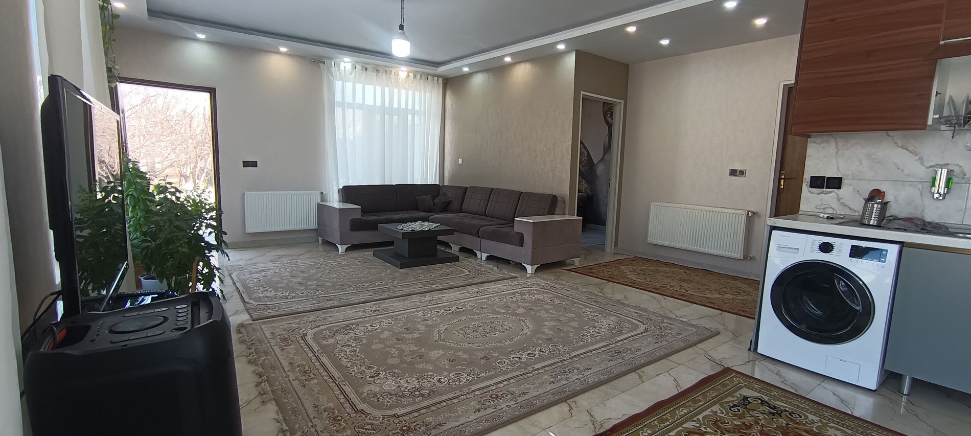 ویلا دوخوابه استخردار آبگرم باغ احسان 1 - پذیرایی