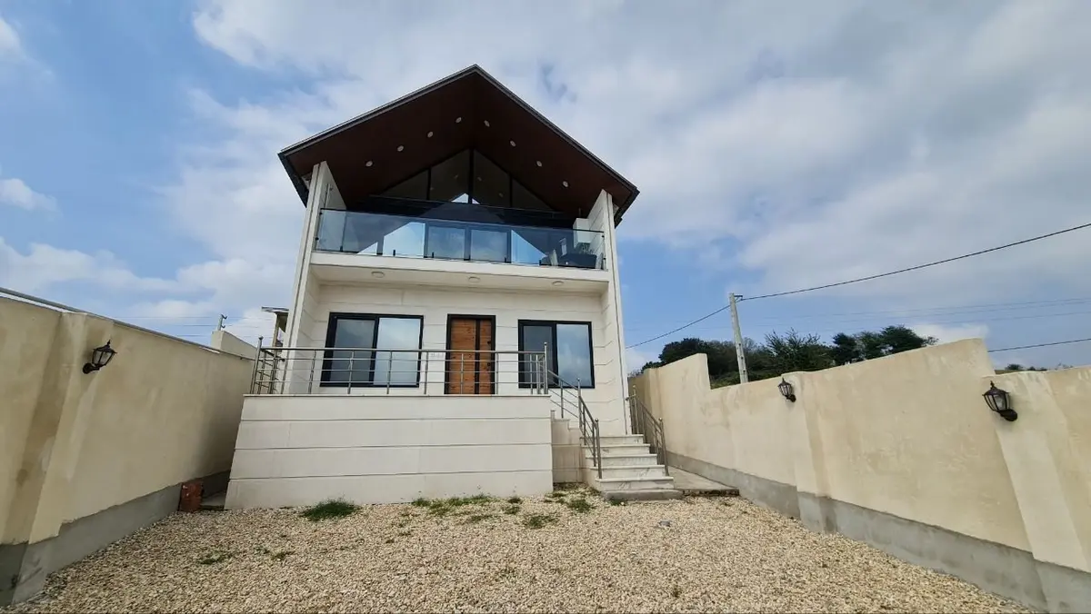 ویلا دوخوابه جنگلی شارن