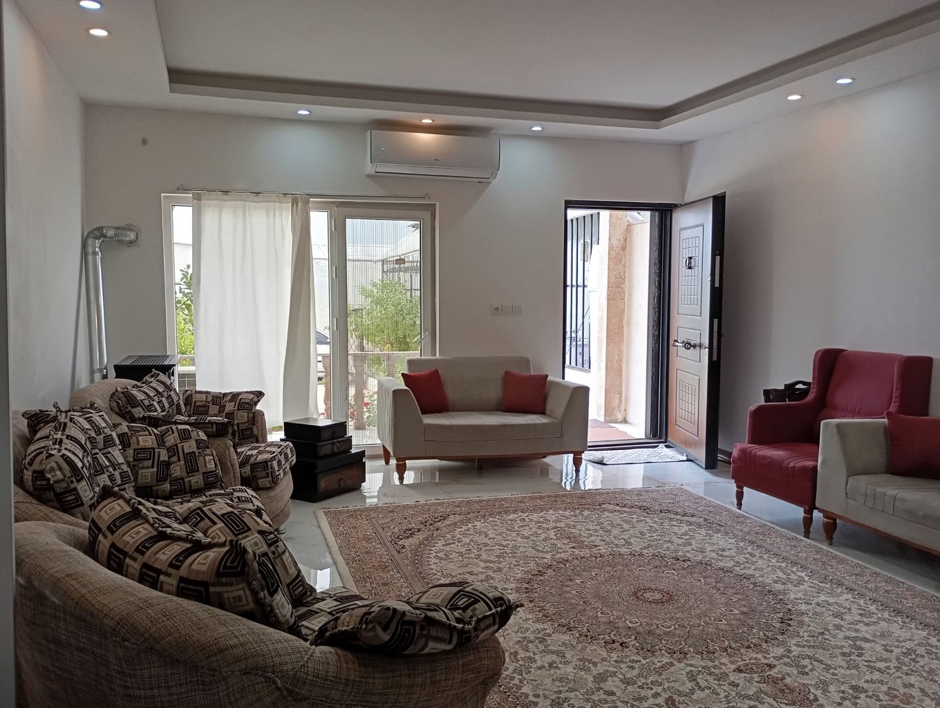 ویلا دوخوابه جنگلی آریامهر