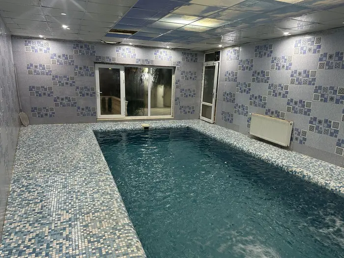 ویلا دوخوابه استخردار آبگرم رز 2