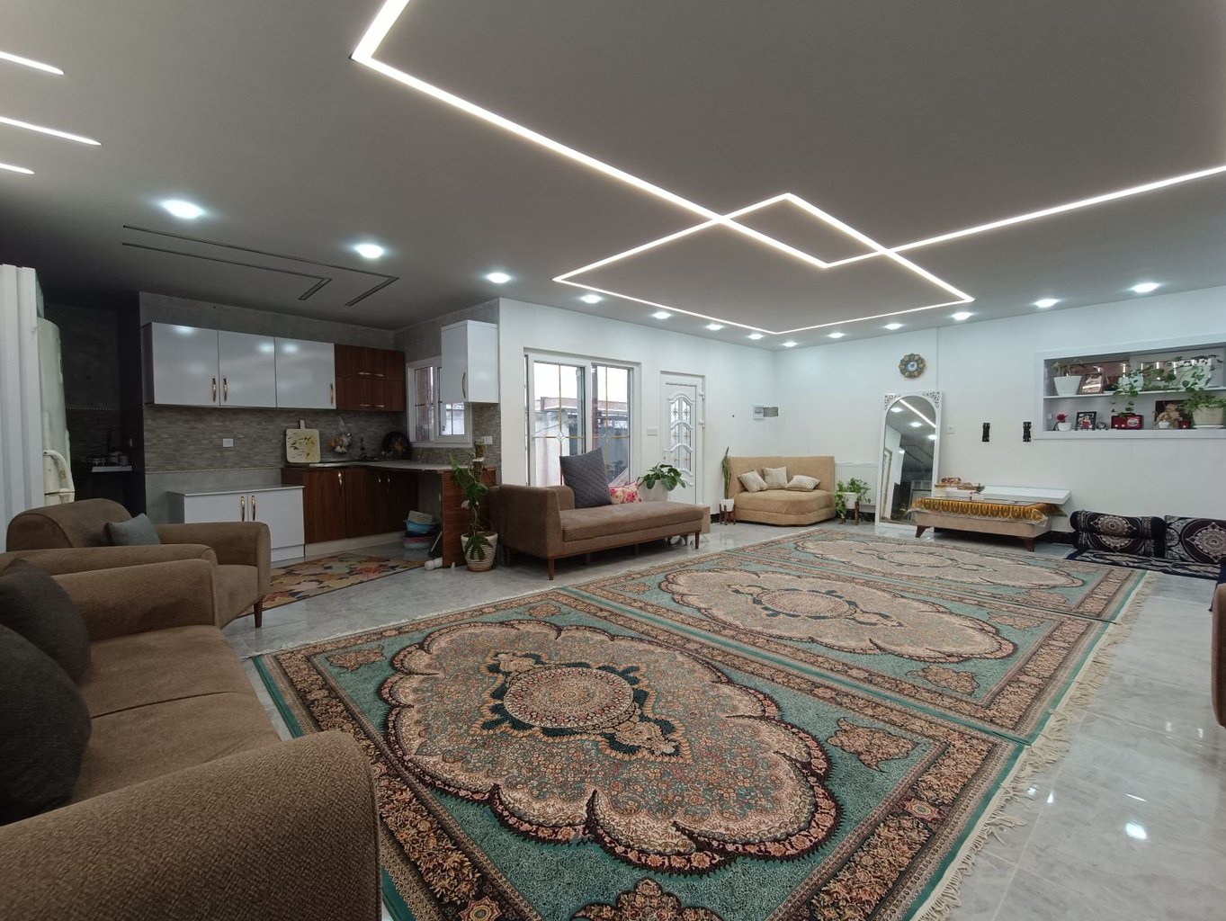 ویلا سه خوابه استخردار آبگرم نفس