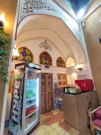 بومگردی عمارت طهران - واحد شب بو