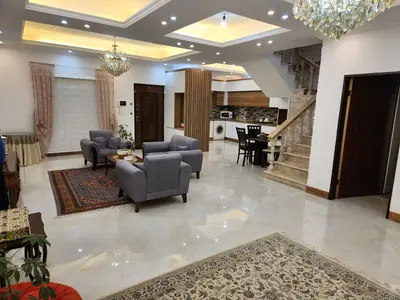 ویلا سه خوابه تریپلکس استخردار آبگرم آب بندان