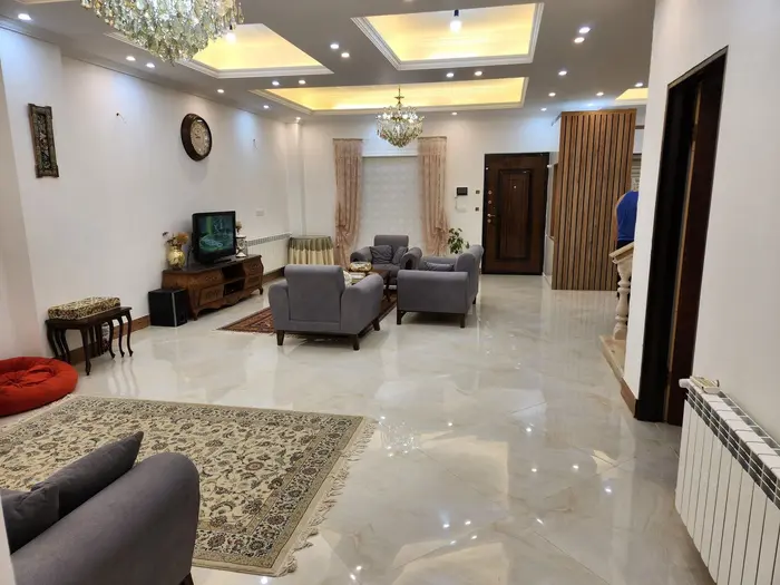 ویلا سه خوابه تریپلکس استخردار آبگرم آب بندان