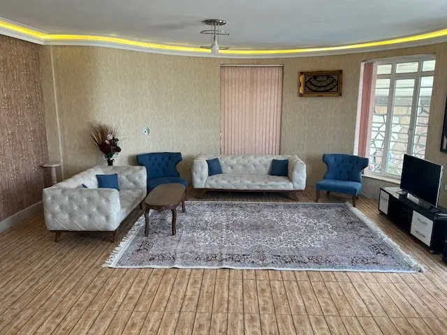 ویلا دوخوابه استخردار آبگرم گویم