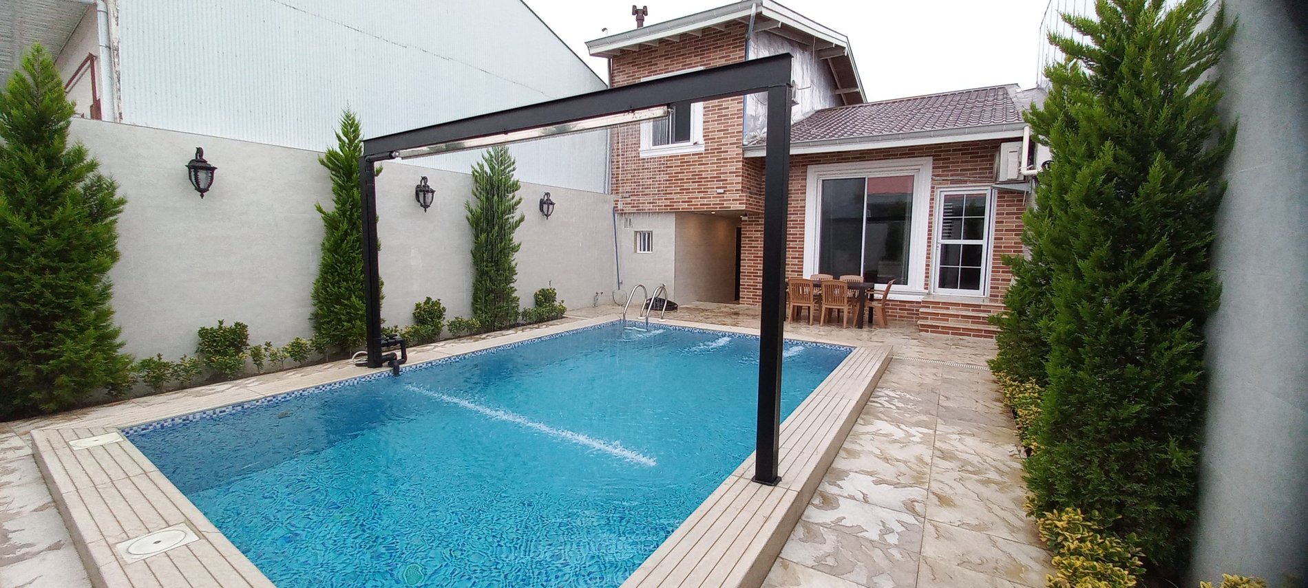 ویلا دوخوابه استخردار آبگرم نیلوفر 02