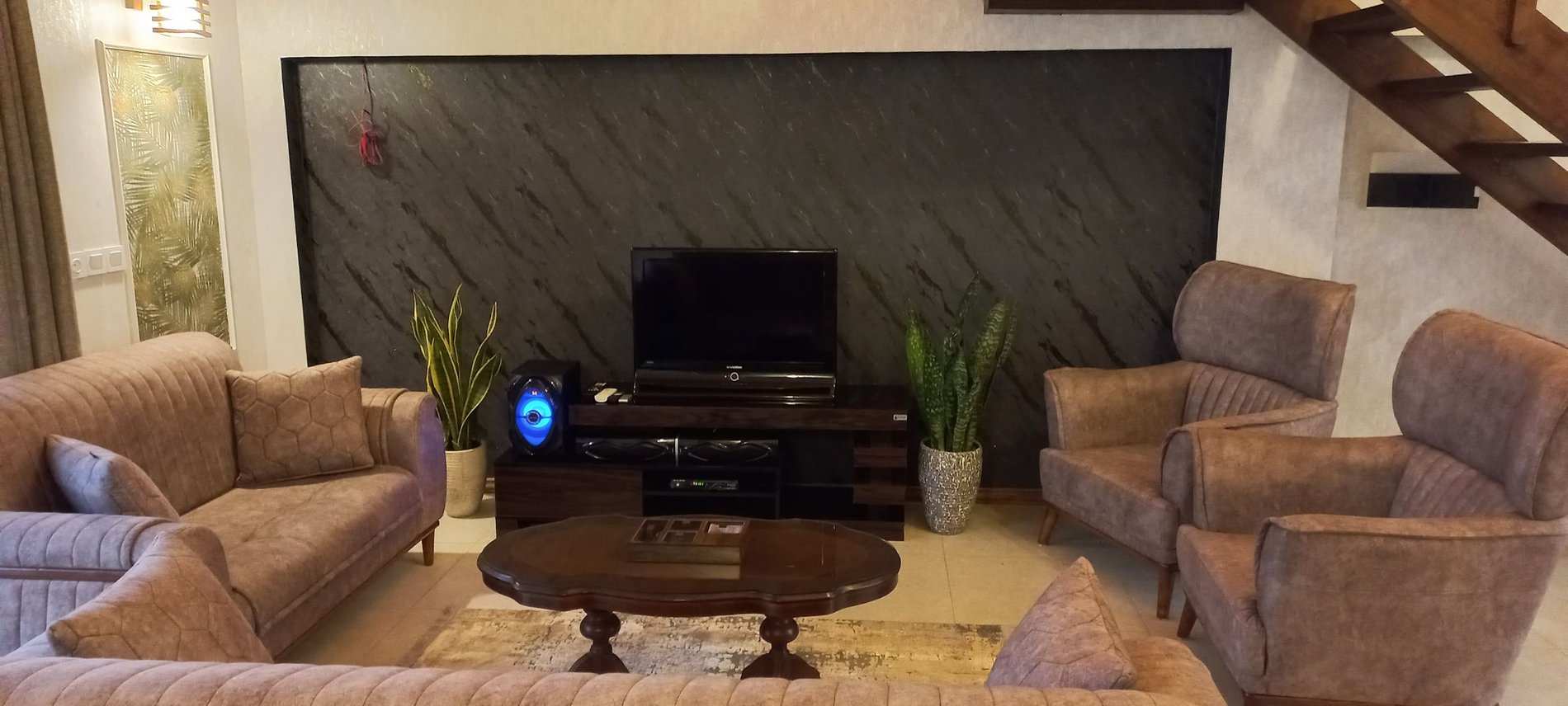 ویلا دوخوابه استخردار آبگرم نیلوفر 02