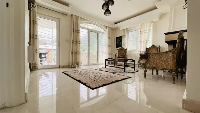 سه خوابه استخردار آبگرم سیسرا