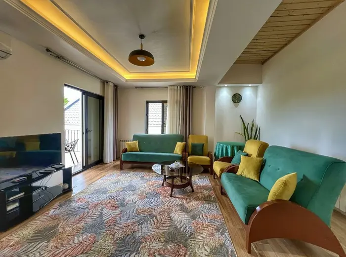 ویلا دوخوابه استخردار آبگرم شهسان - نشیمن