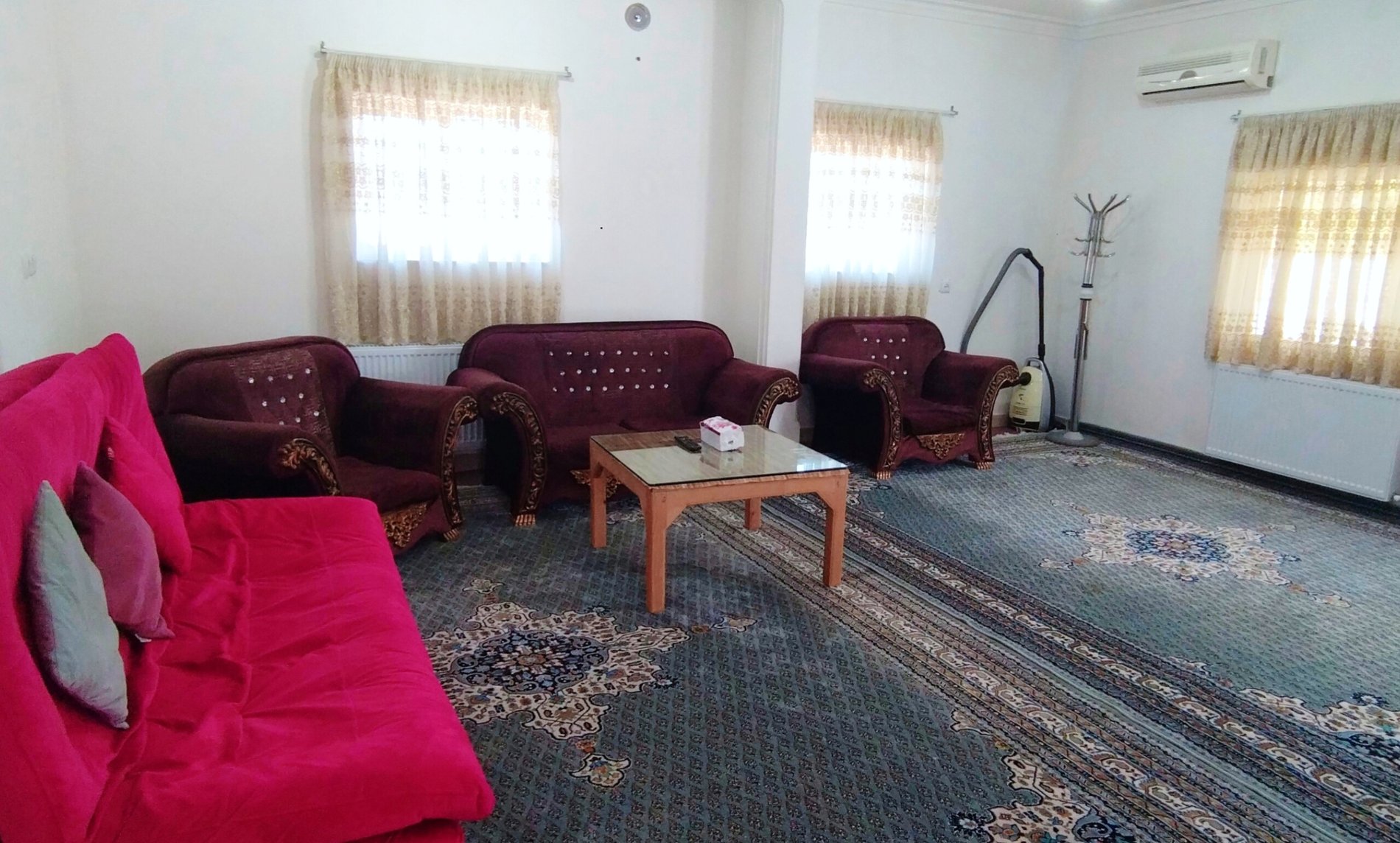 ویلا یک خوابه استخردار آبگرم ارديبهشت